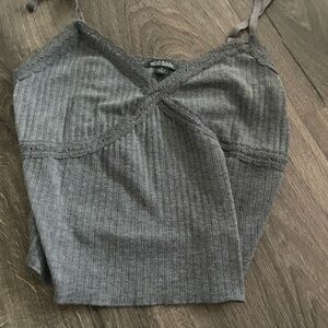 gray cropped tank top